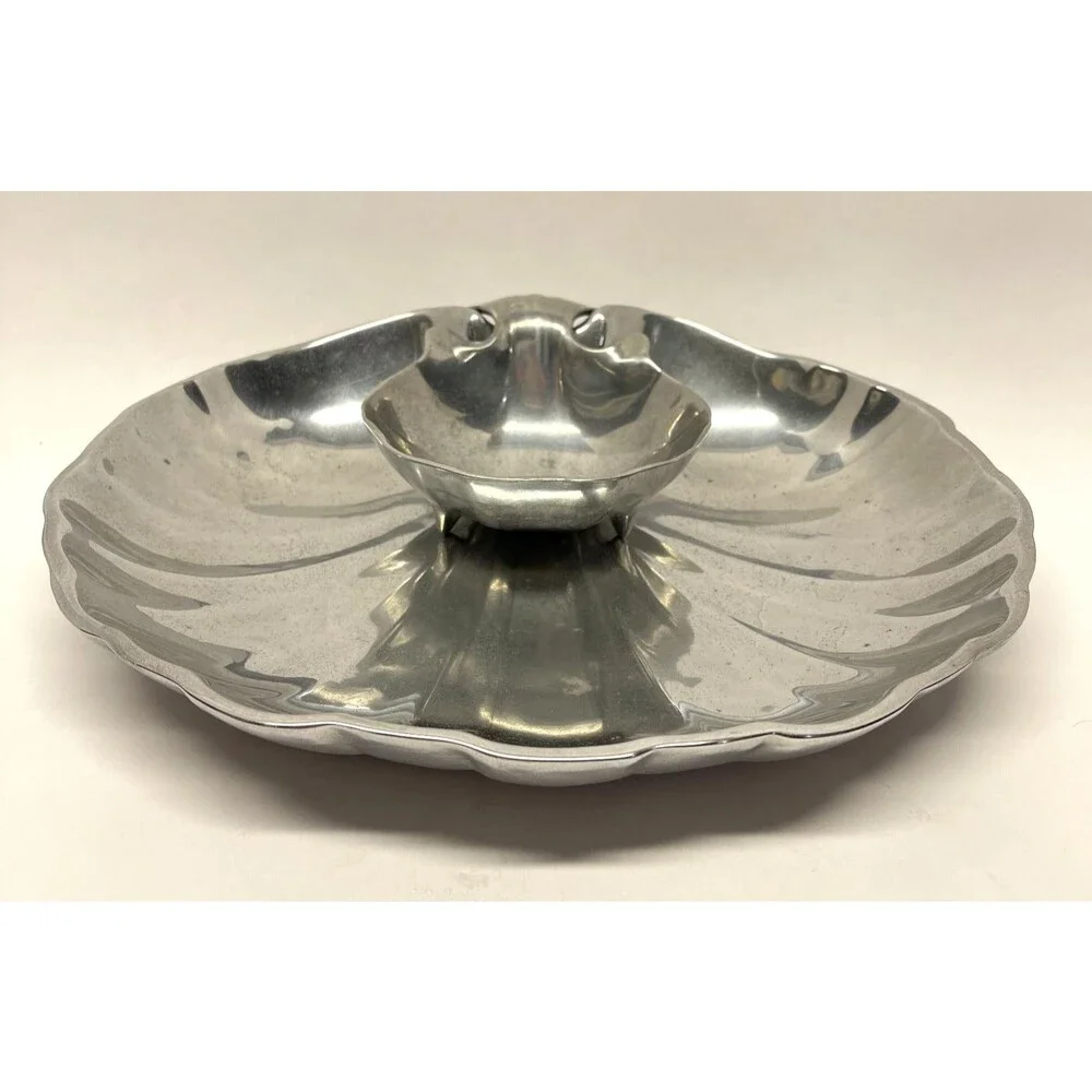 Vintage RWP WILTON Armetale Shell Hors d'oeuvres/Chip and Dip 2 pcs. 356904-USA